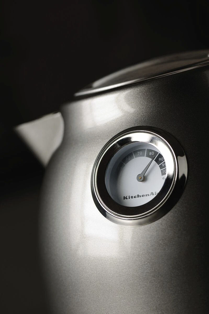 KitchenAid 5KEK1522BMS Artisan 1.5L Kettle - Medallion Silver - Image 2