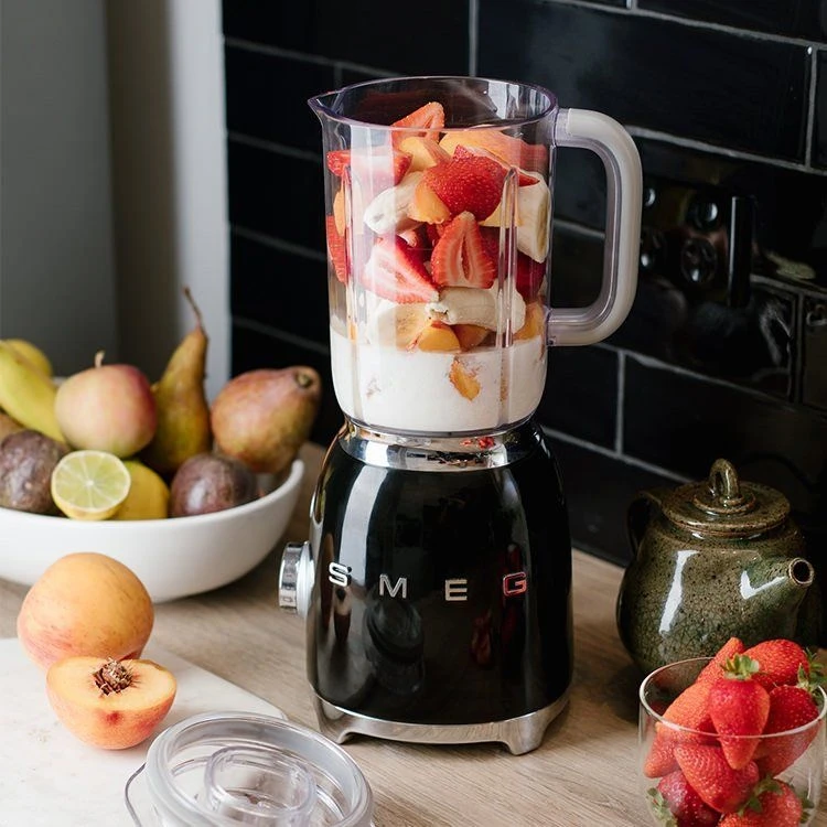 Smeg BLF01BLUK Blender - Black - Image 2