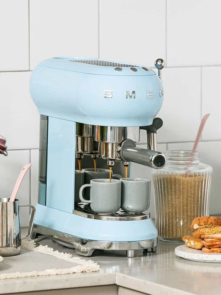 Smeg ECF01PBUK Espresso Coffee Machine - Pastel Blue - Image 2