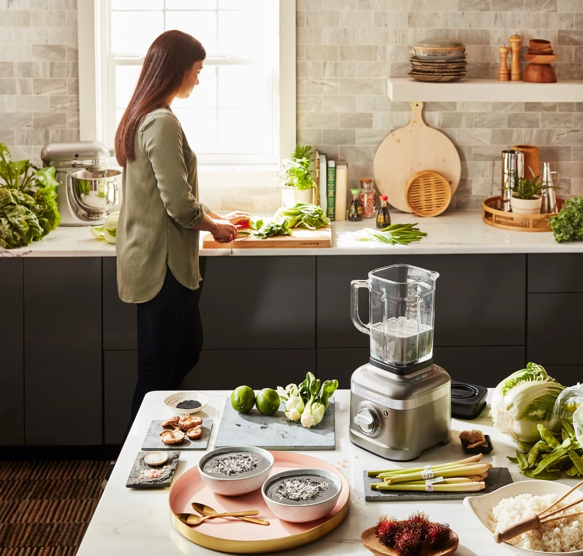 KitchenAid 5KSB4026BMS K400 Blender - Medallion Silver - Image 2